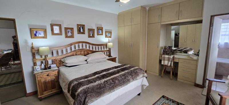 3 Bedroom Property for Sale in Fraaiuitsig Western Cape